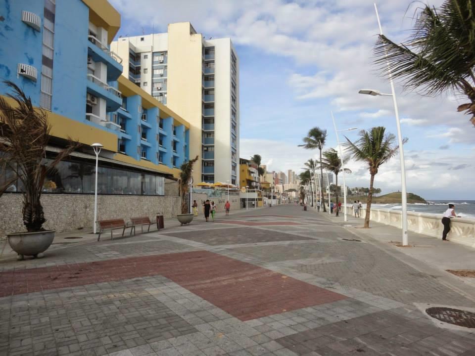 Aparthotel Flat Farol Da Barra *