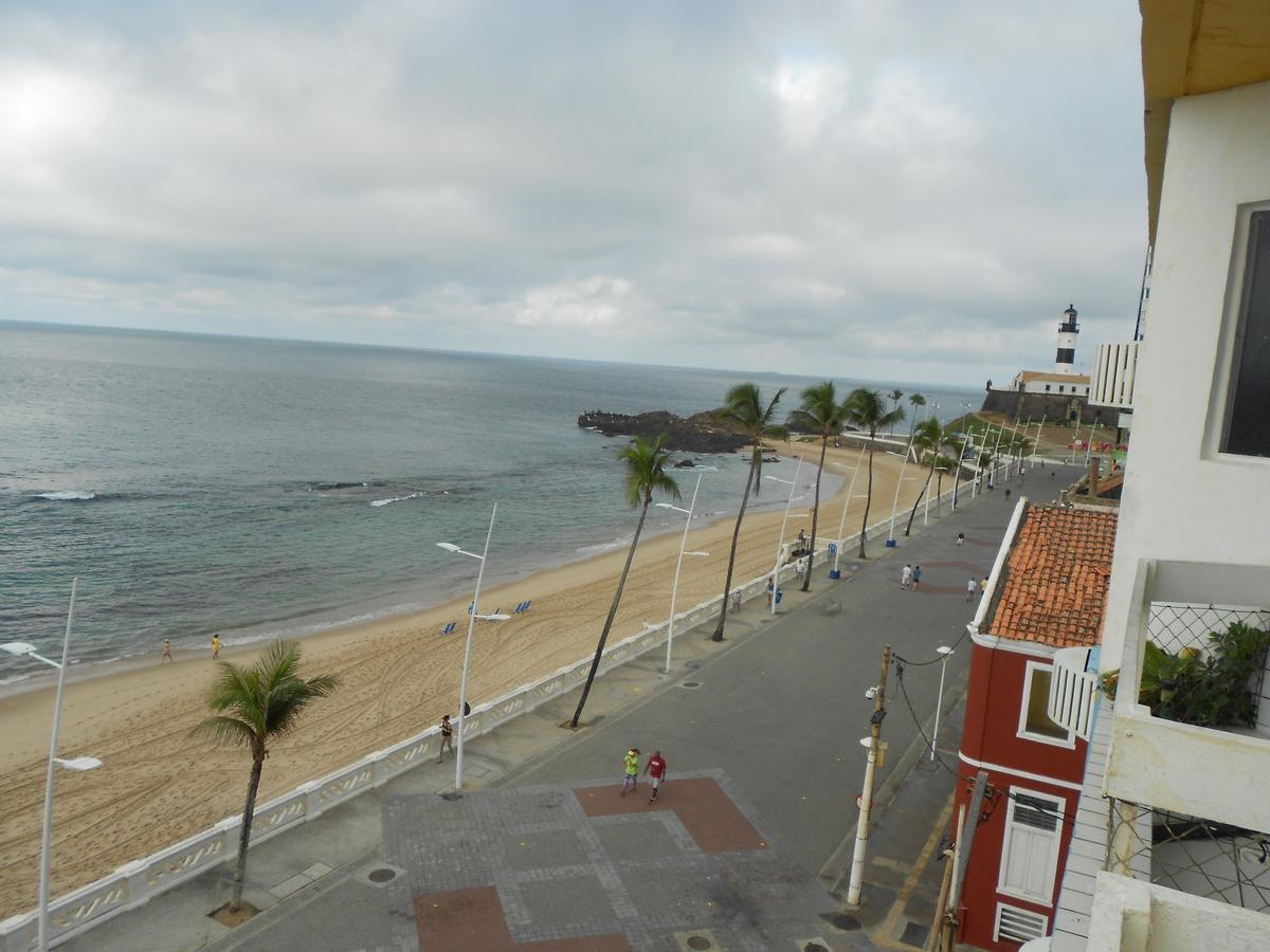 Flat Farol Da Barra Aparthotel Salvador